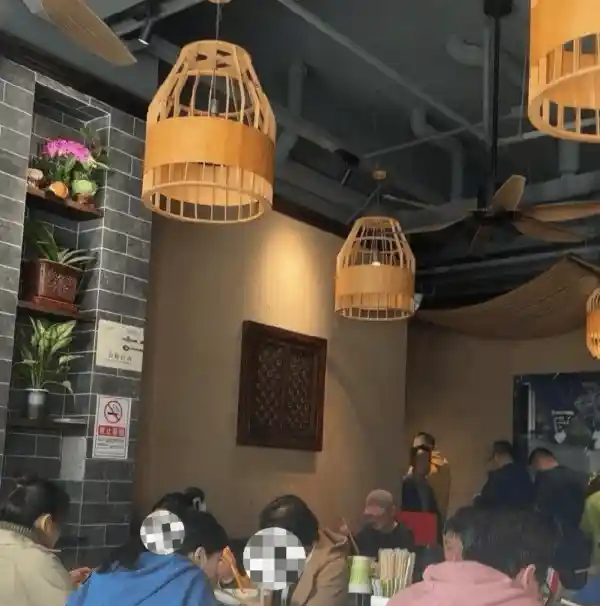 明星同款美食地图上线,大众点评打造打卡新玩法