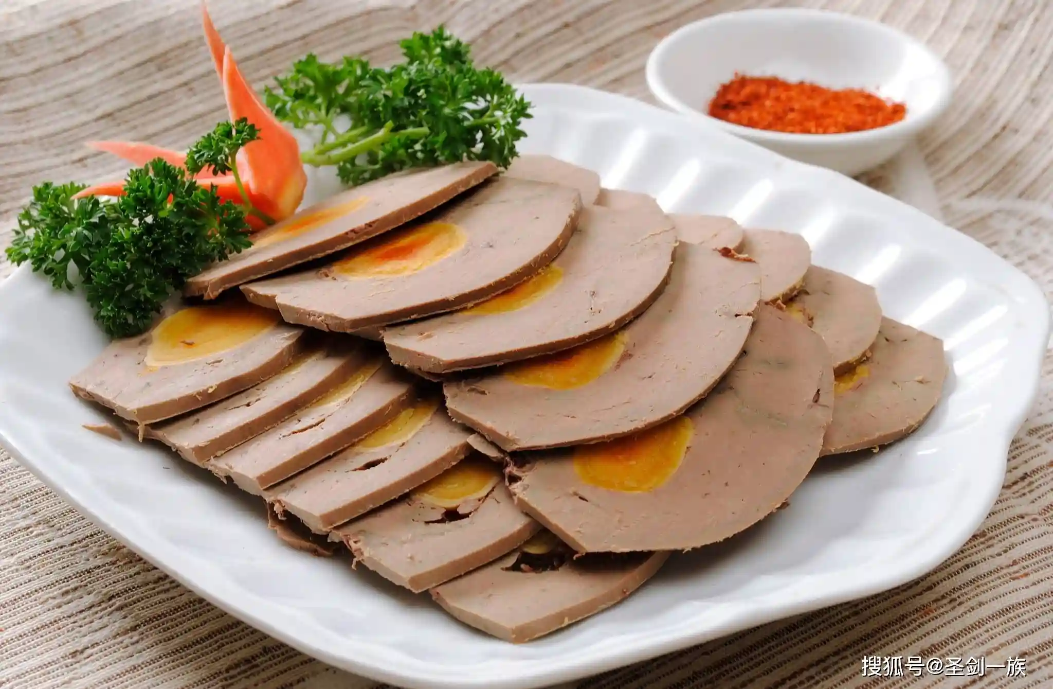 8道酒店压箱底招牌菜曝光！在家复刻饭店级香浓下饭菜，排骨做法太绝了