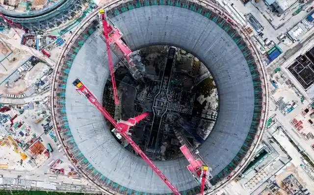 科技狂飙突进，基础研究亮红灯，生态重构重拳出击