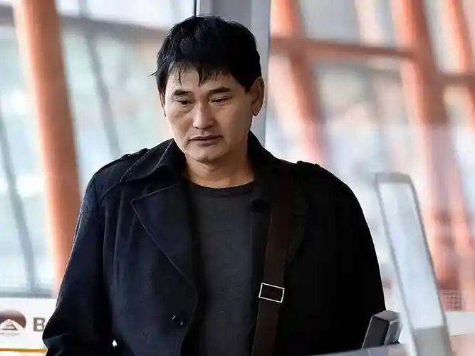 大衣哥喜讯背后的反转人生：前儿媳陈亚楠如何从富贵梦沦为舆论焦点