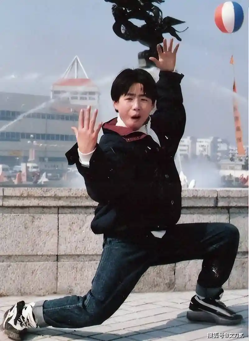 胡彦斌:从90小花到顶流男神,幸福背后的逆袭之路