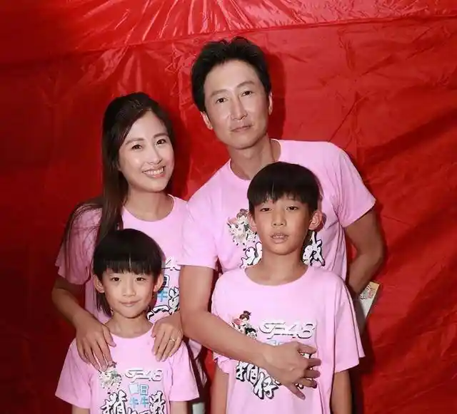 周家蔚洪天明夫妇骤迁深圳，港星家庭告别香港开启新篇章