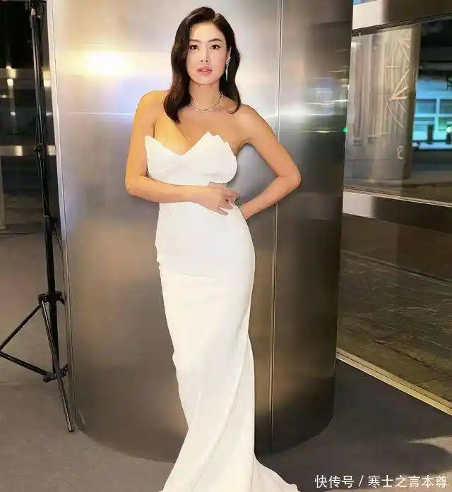 从黎明到富豪：她靠婚姻实现财富自由的美国人生