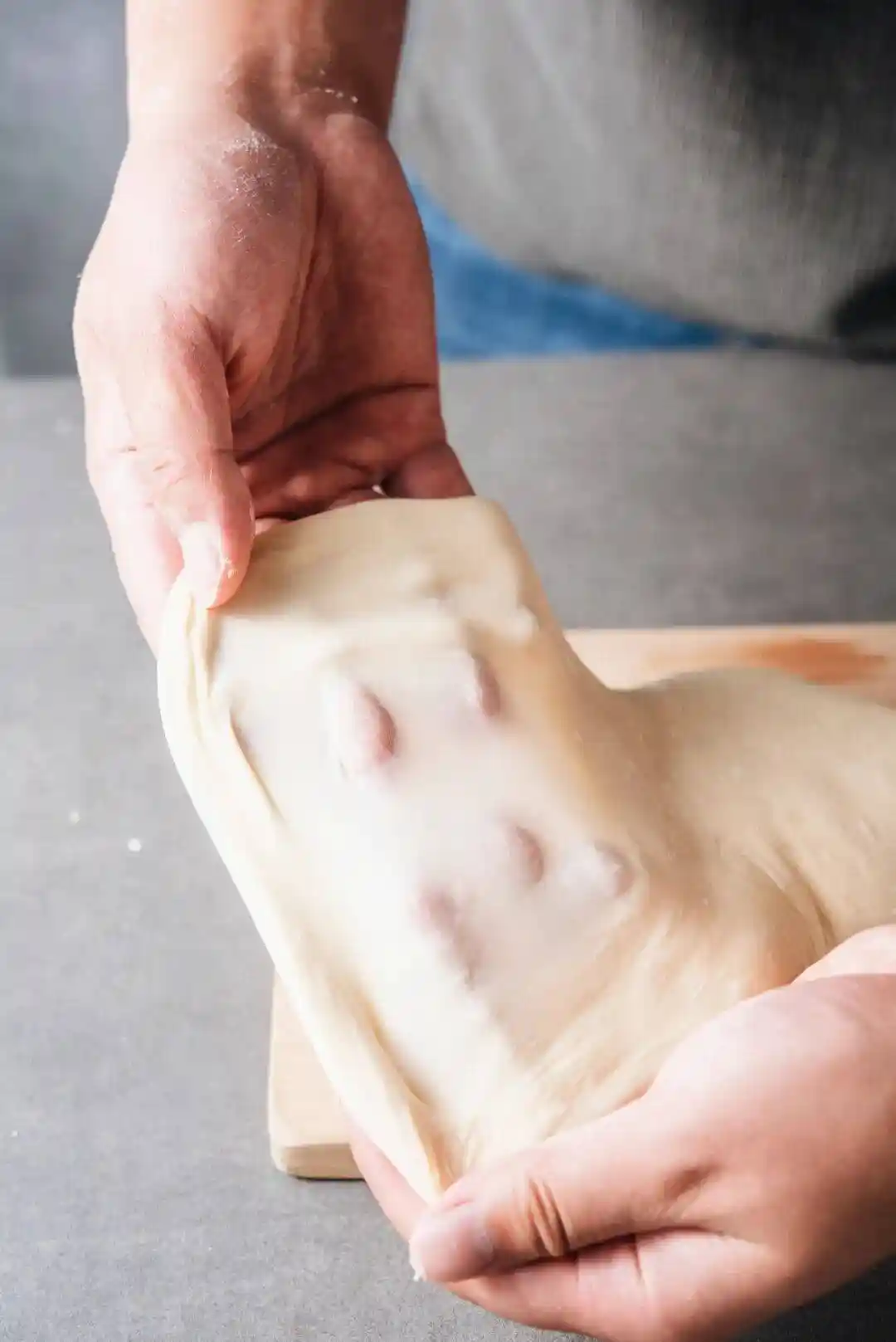 盐，才是面包的灵魂指挥家：一勺之间，掌控面团命运的隐形大师