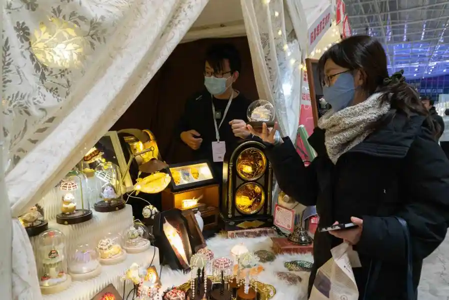 情绪疗愈新场景：创意市集变身心灵充电站