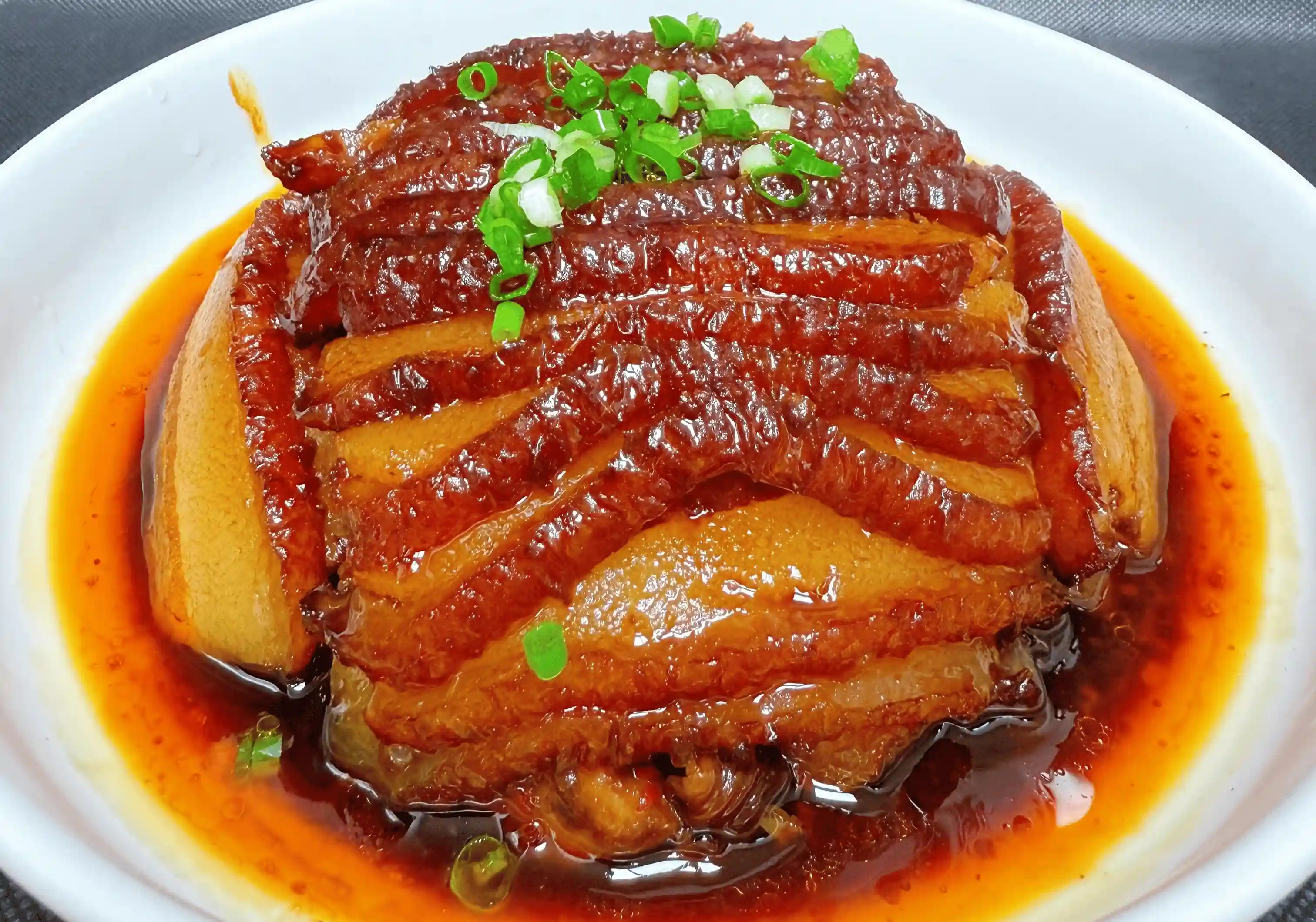 湖南八大湘菜榜单出炉，香辣美味让人欲罢不能！