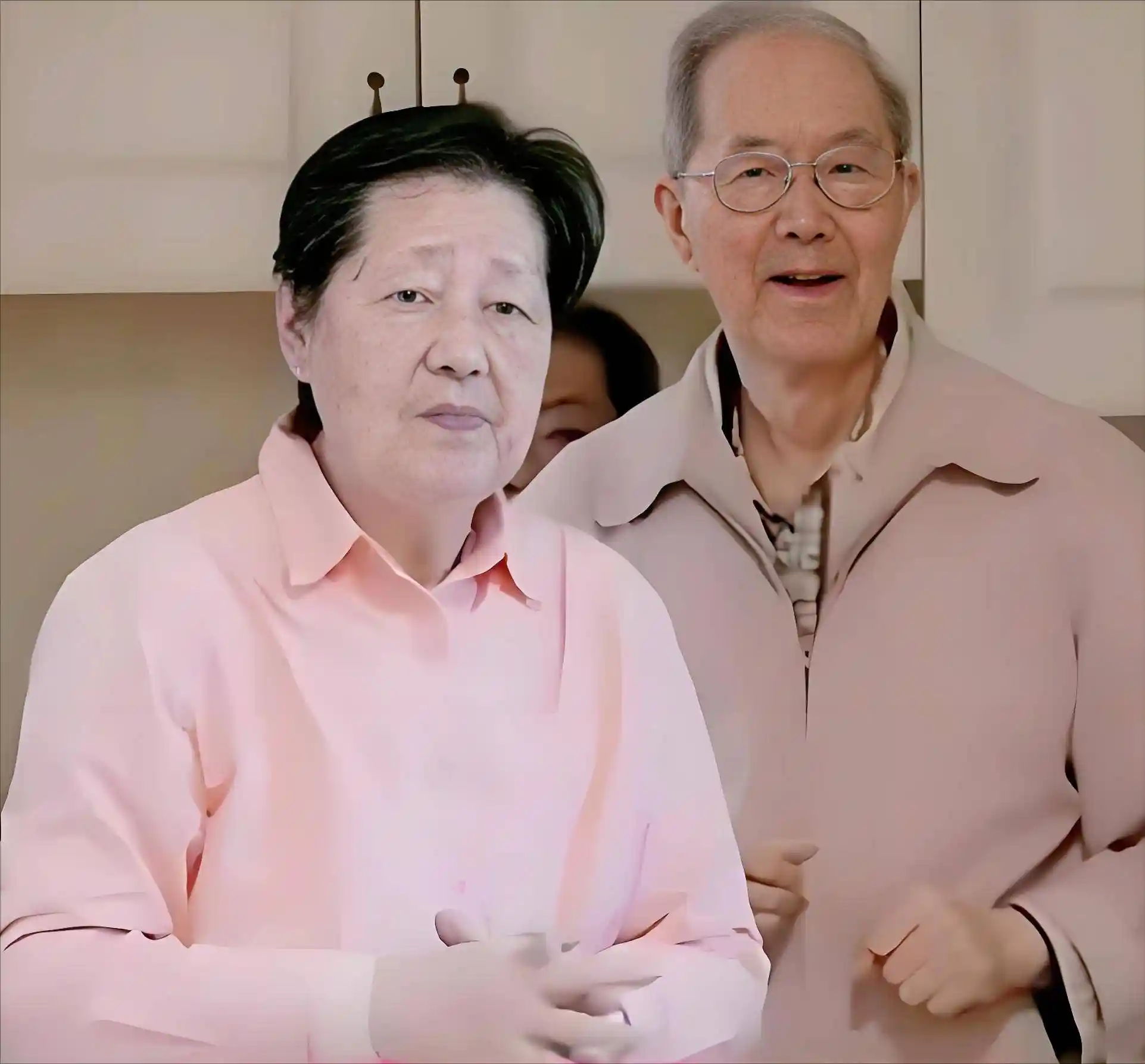 王琳怒送父母进养老院：背后真相令人揪心