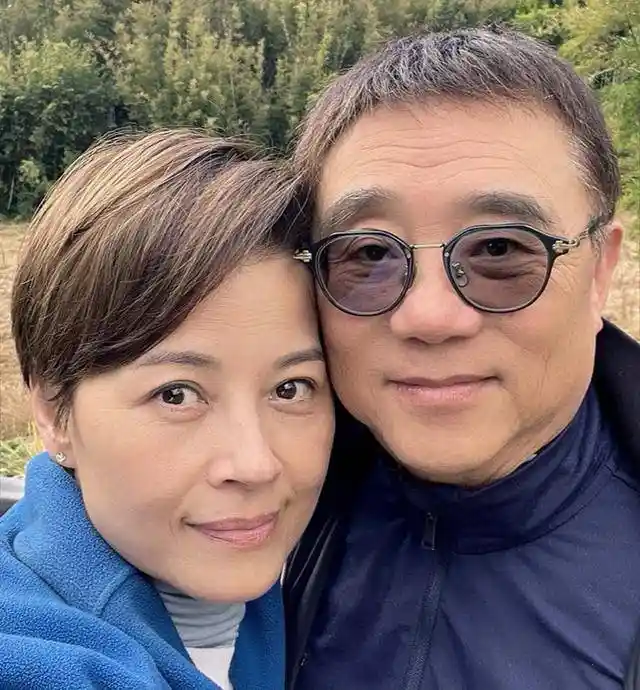 黎燕珊首晒男友正脸，黄昏恋引爆再婚憧憬热议