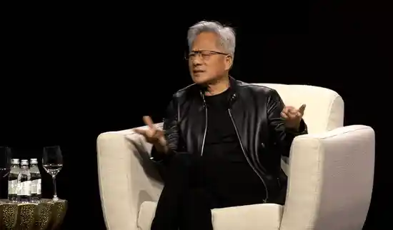 黄仁勋财富狂跌30亿，跌出富豪榜前十！