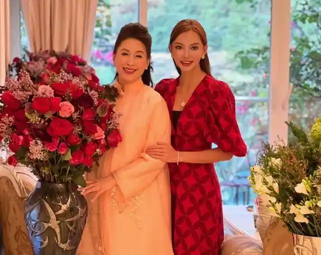 张利华婚内出轨引争议,年入500万卖保险背后竟藏整容秘密