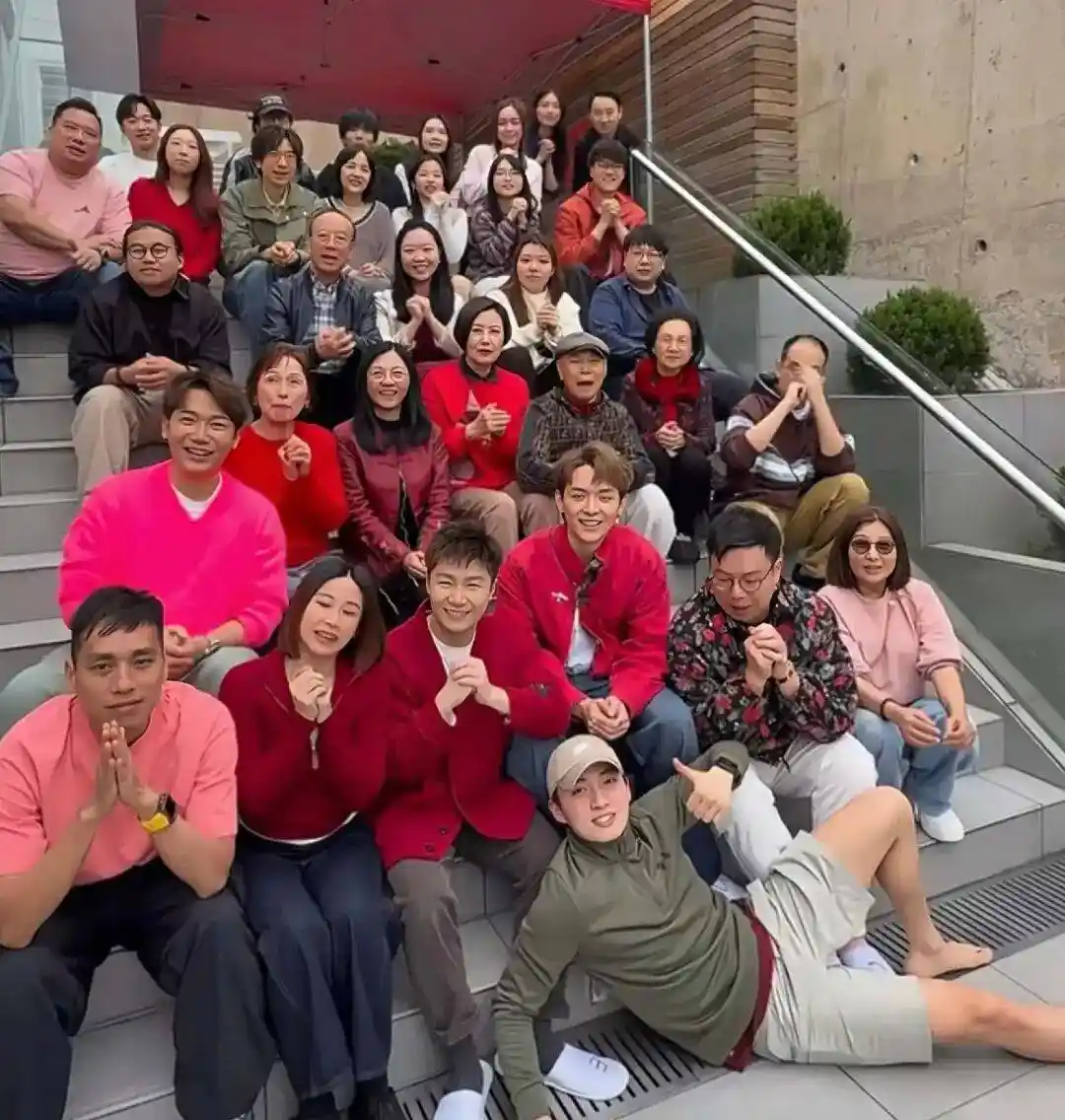 汪明荃豪宅迎新春，30位宾客云集！6000万海景豪宅爆棚年味