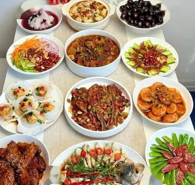 东北硬菜爆出圈！北方人爱不释手，南方人却直呼难以下咽？