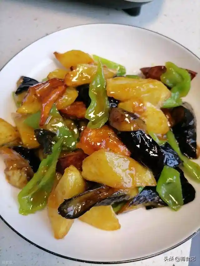 东北菜为何能跻身第九大菜系？真相令人意外！