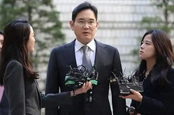 国家发改委主任会见三星李在镕：释放扩大在华投资积极信号