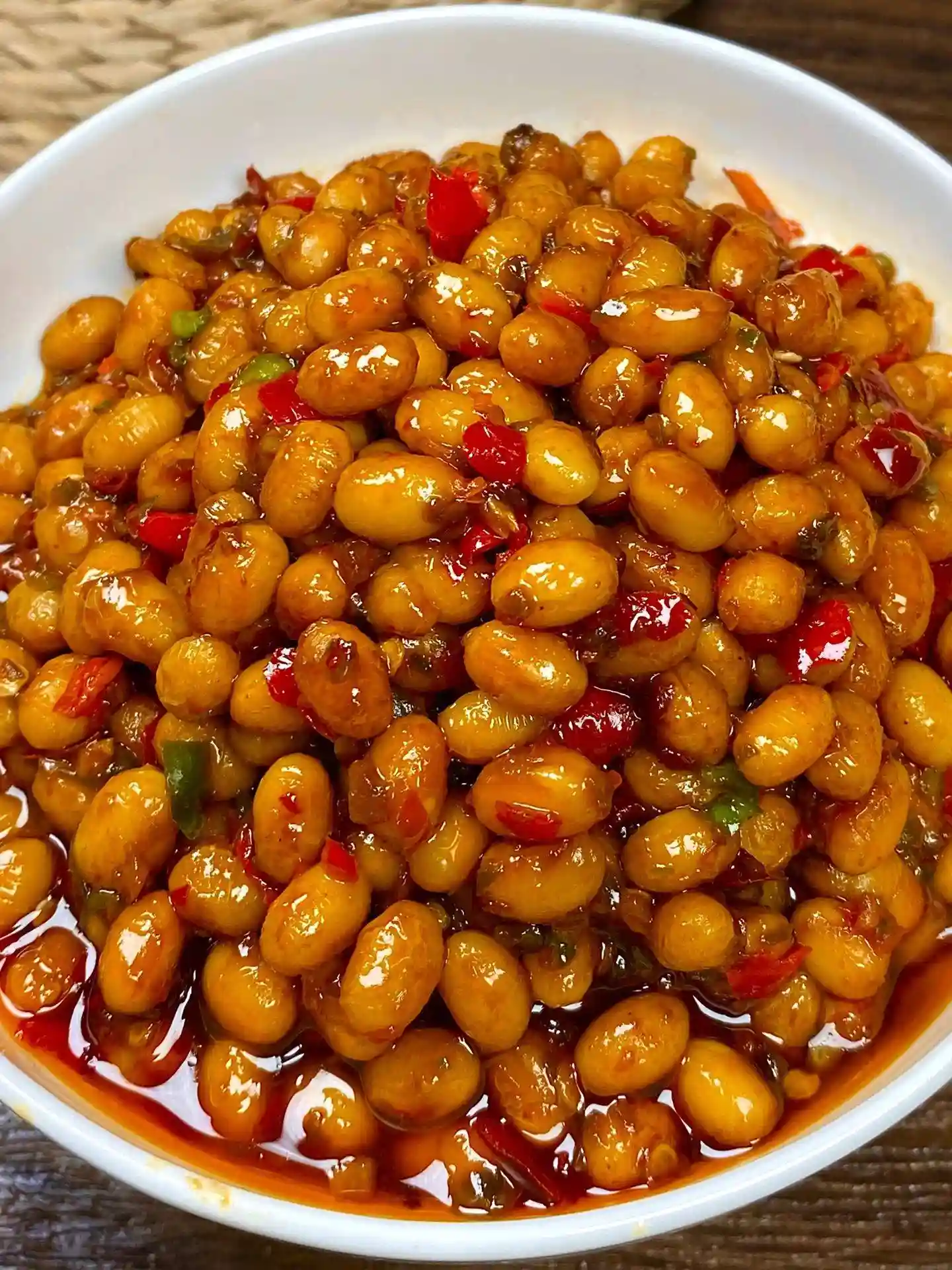 惊蛰雷动，春味暴击！春笋破土、香椿冒红，一口咬住整个春天的时令高光