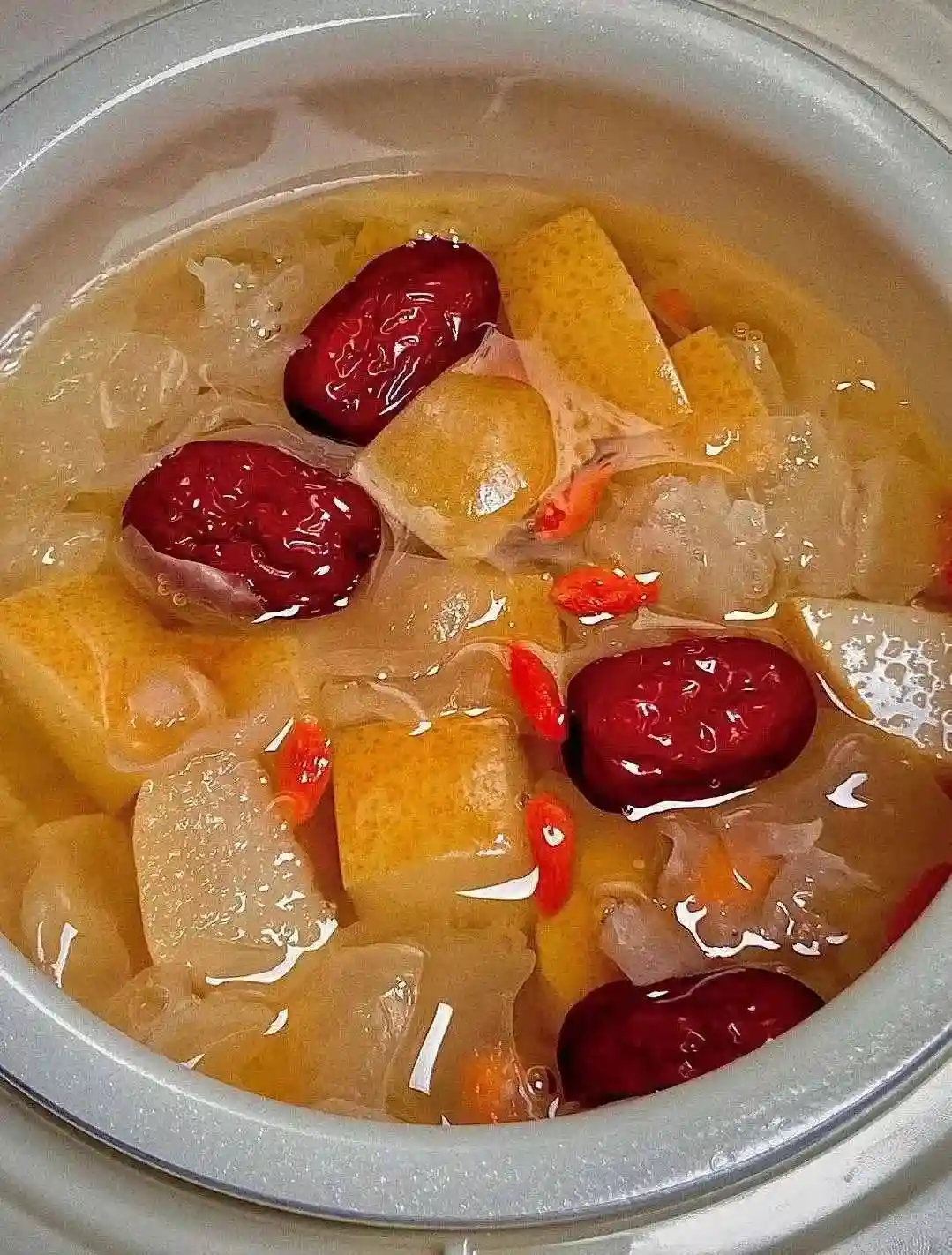 惊蛰雷动，春味暴击！春笋破土、香椿冒红，一口咬住整个春天的时令高光