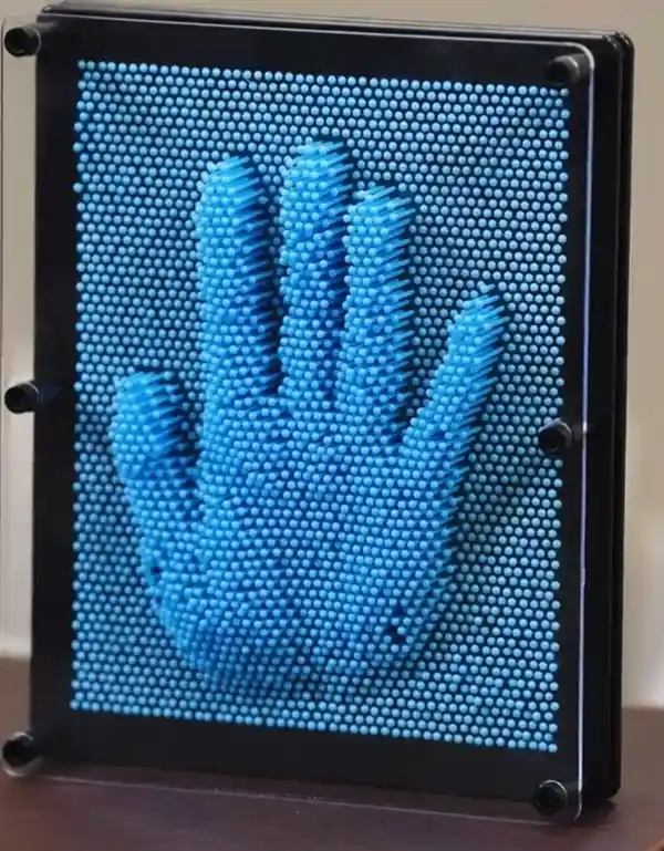 大雾中智驾显真章：华为高管直言雷达比人眼更可靠