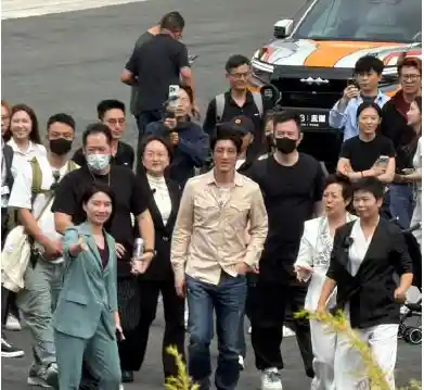 王力宏空降比亚迪发布会，第二代刀片电池将震撼登场