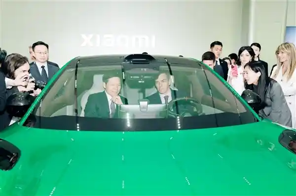 西班牙首相力挺小米汽车，雷军亲述续航成关注焦点