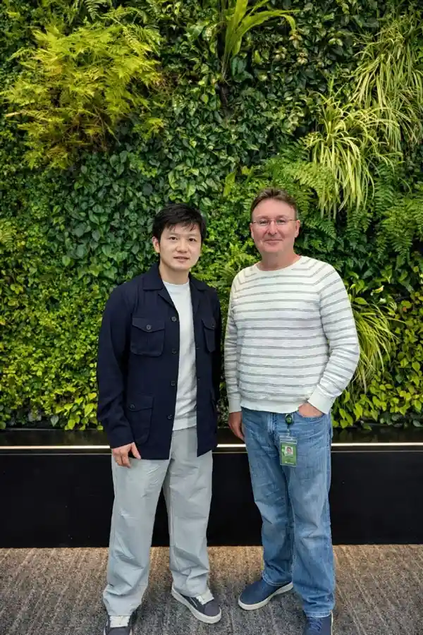 樊振东邂逅AI之父黄仁勋，乒乓与科技碰撞出火花