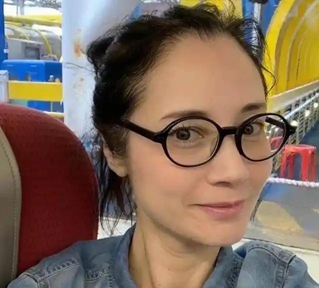 郑艳丽病重再入院，丧母后健康急转直下引关注