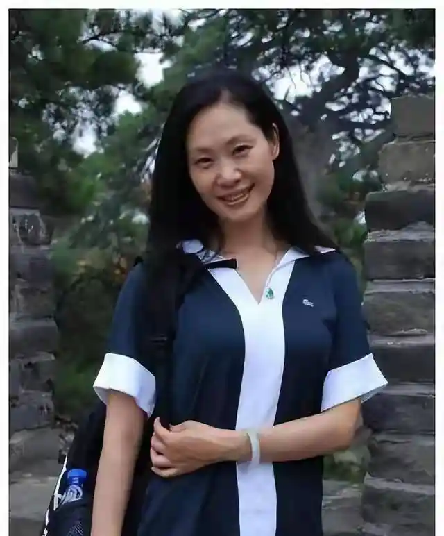 于文华隐居唐山农村,十几年前就悄然布局人生新方向
